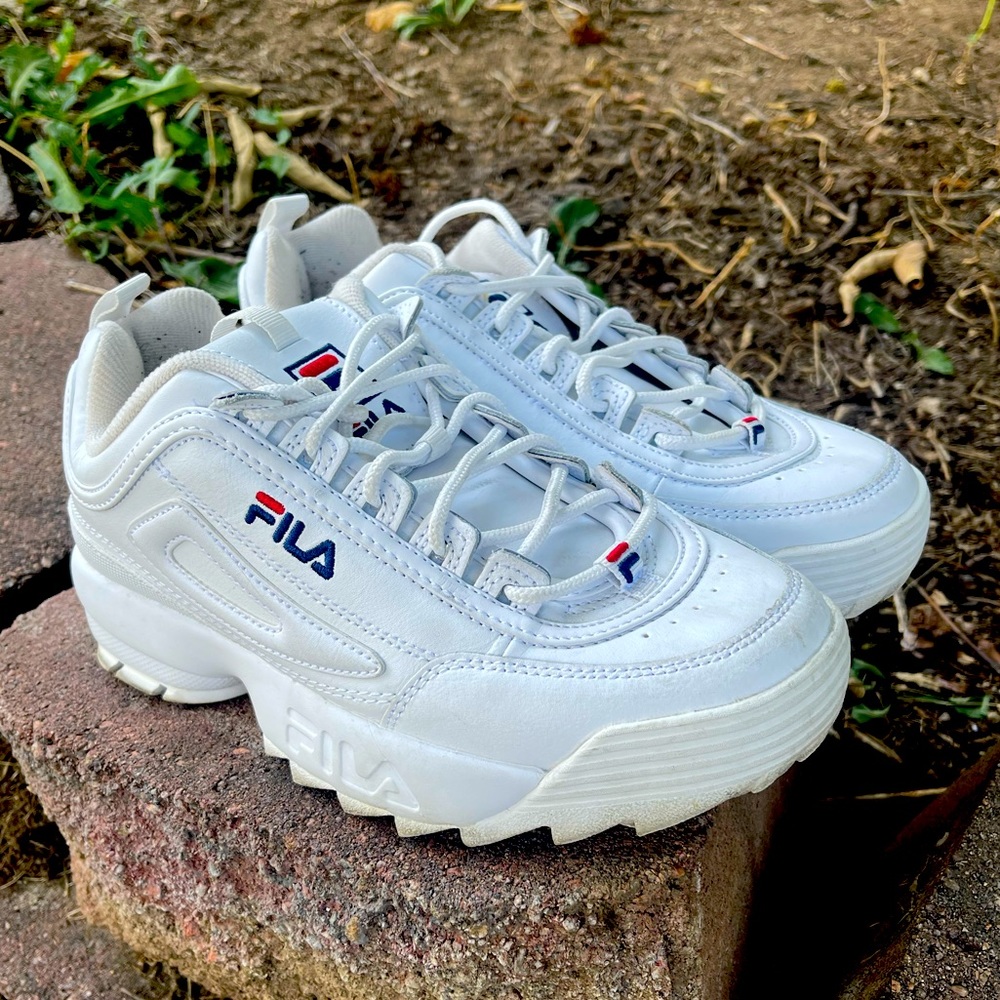 Filla Disruptor ll (Women’s size 8.5) - Picture 4 of 4